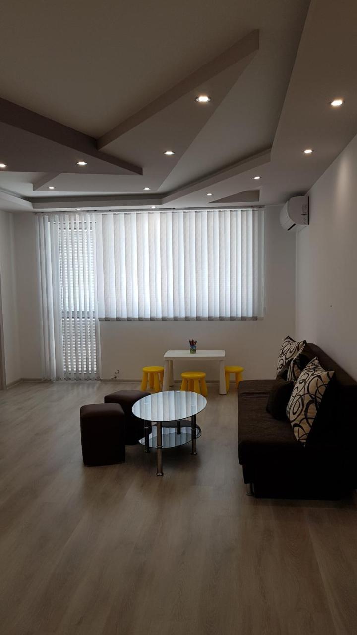 Д И В 2 - D & V 2 Apartment Sandanski Exterior foto